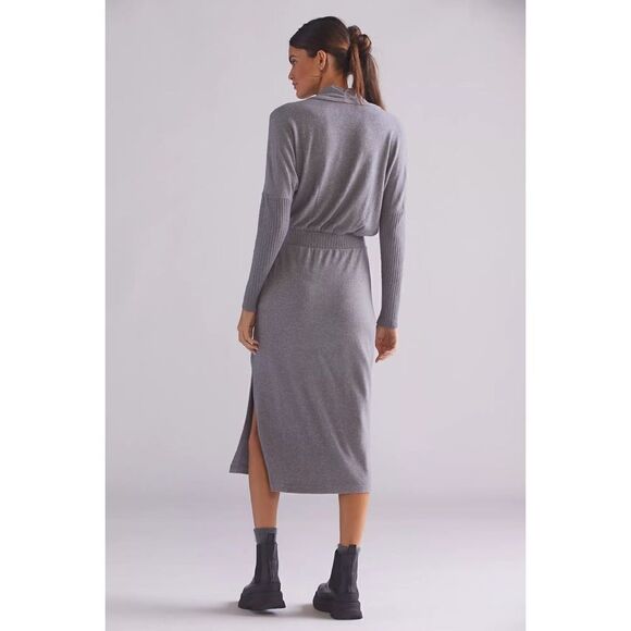 Anthropologie - Daily Practice by Anthropologie Draped Cowl Neck Maxi Dress - Picture 3 of 11